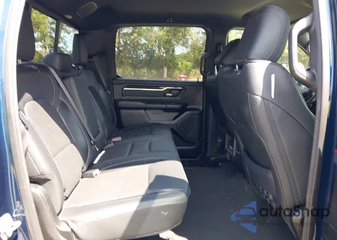 2020 Ram 1500 Big Horn 4X4 5'7 Box from USA, damaged, VIN 1C6SRFFT3LN383255